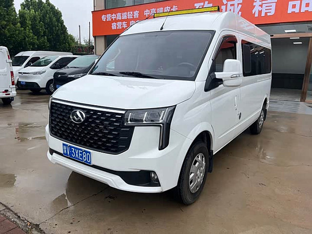 Maxus V80 2025 2L — из Китая под ключ