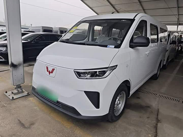 Wuling Yangguang 2025 400 км хода — из Китая под ключ