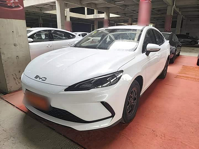 BYD Seal 05DM 2026 1.5L 101 л.с. — из Китая под ключ