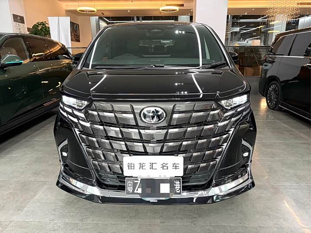 Toyota Alphard 2025 2.5L — из Китая под ключ