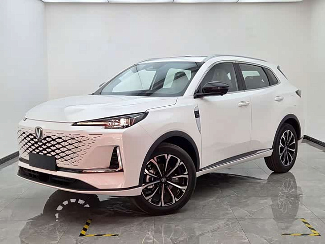 Changan CS55 PLUS PHEV 2025 1.5L — из Китая под ключ