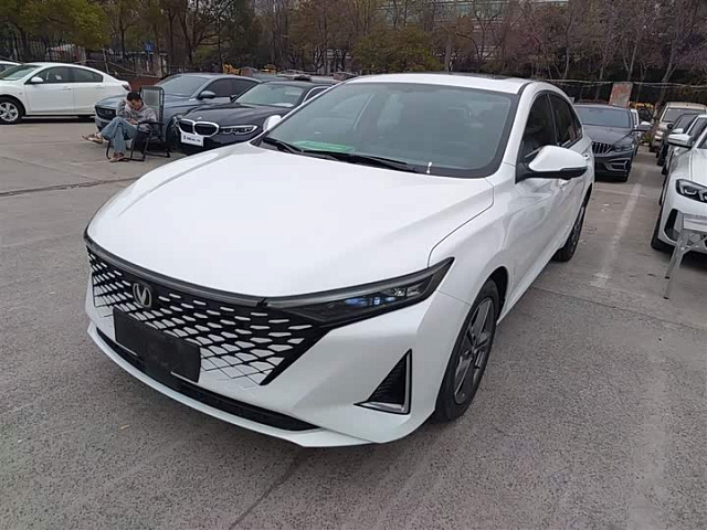 Changan Lamore 2023 1.5L — из Китая под ключ