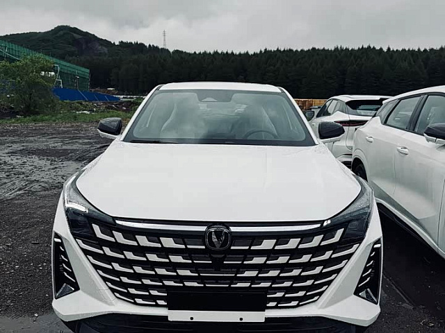 Changan Uni-z 2026 1.5L 192 л.с. — из Китая под ключ