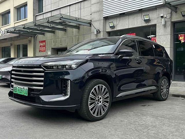 Exeed VX C-DM 2025 1.5L — из Китая под ключ
