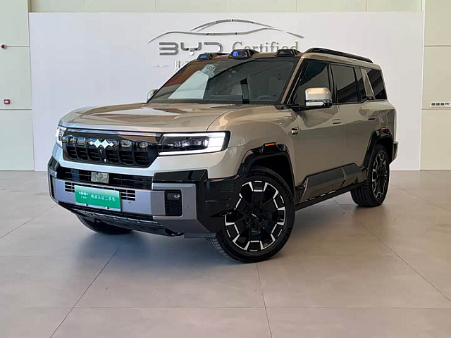 Fang Cheng Bao Fang Cheng Bao 8 2025 2L — из Китая под ключ