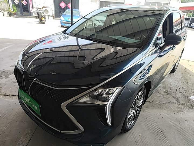 Forthing Lingzhi Yacht 2022 1.5L — из Китая под ключ