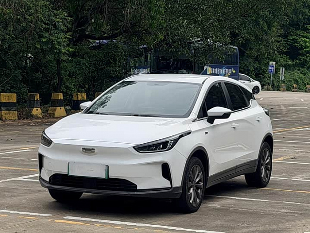 Geely Geometry C 2021 400 км хода — из Китая под ключ
