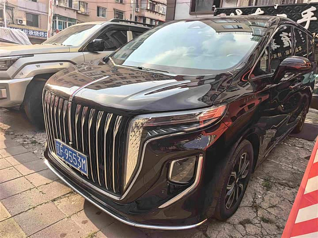 Hongqi HQ9 2023 2L — из Китая под ключ