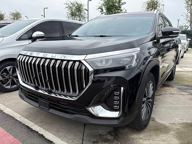 Jetour X90 PLUS 2025 1.6L — из Китая под ключ