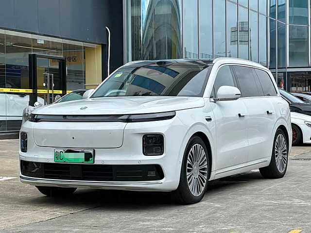Leapmotor D19 2026 720 км хода — из Китая под ключ