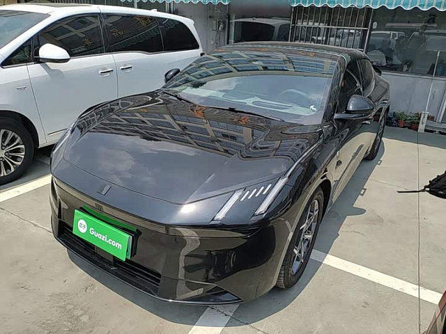 Lynk & Co Z10 2024 702 км хода — из Китая под ключ