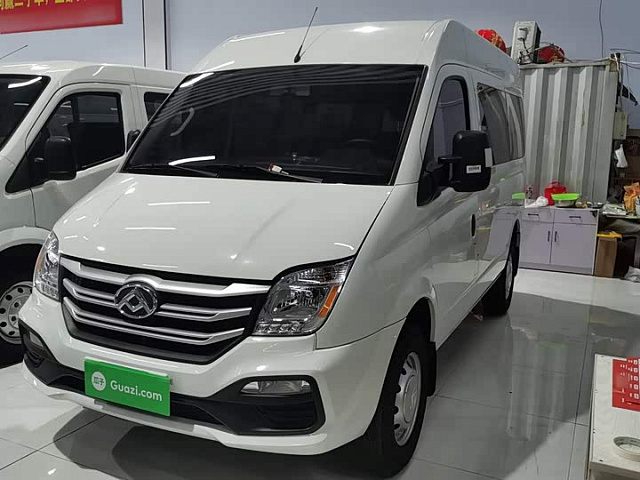 Maxus V80 2025 2L — из Китая под ключ