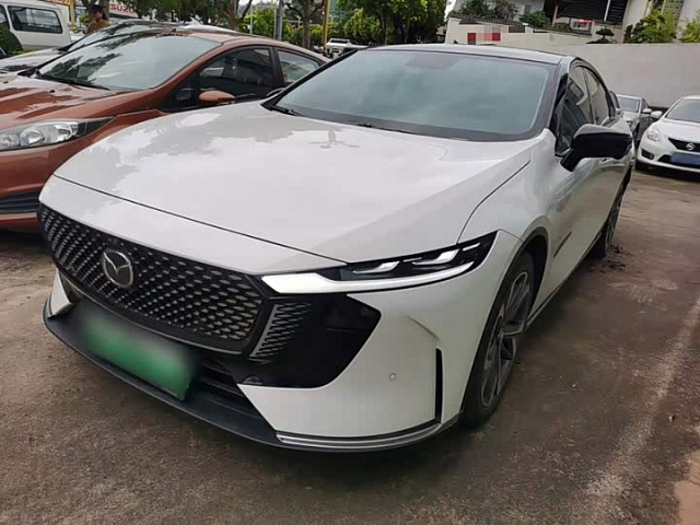 Mazda EZ-6 2024 200 км хода — из Китая под ключ