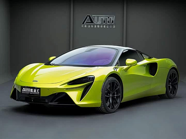 McLaren Artura 2023 3L — из Китая под ключ