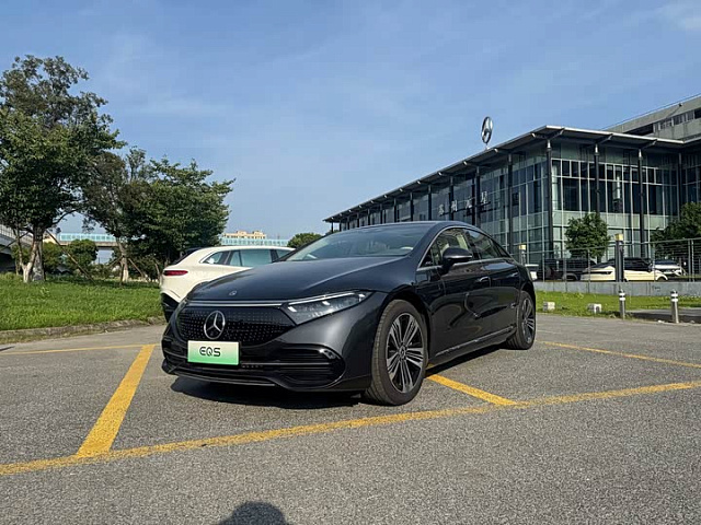 Mercedes-Benz EQS 2023 840 км хода 122 кВт·ч — из Китая под ключ