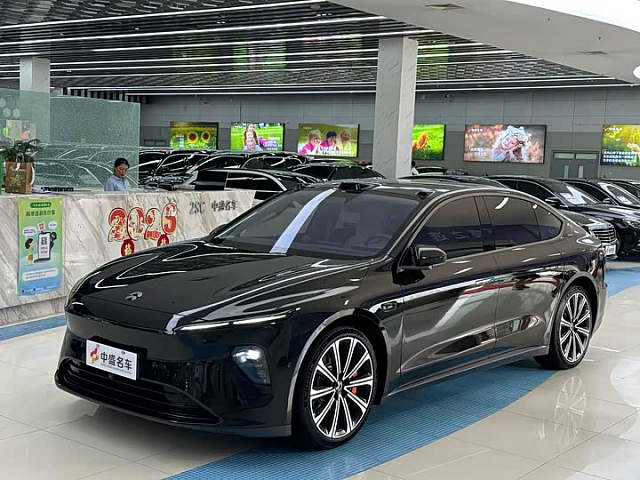 NIO ET7 2024 675 км хода — из Китая под ключ