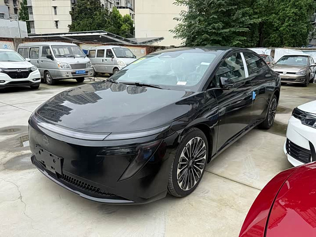 Nissan Nissan N7 2025 625 км хода — из Китая под ключ