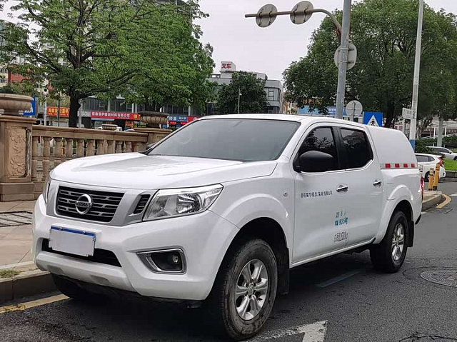 Nissan Navara 2021 2.5L — из Китая под ключ