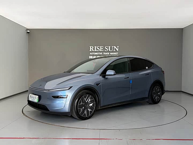 Tesla Model Y L 2025 751 км хода — из Китая под ключ