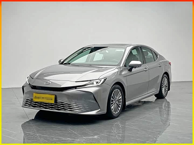 Toyota Camry XV70 2026 2L — из Китая под ключ