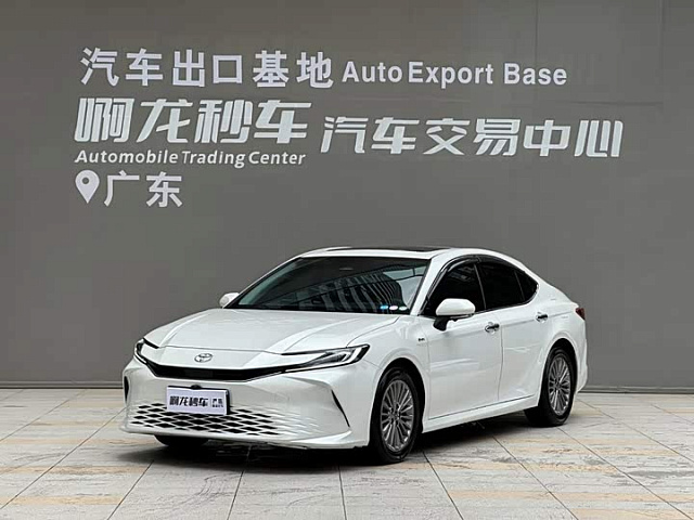 Toyota Camry XV70 2024 2L — из Китая под ключ