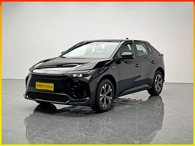 Toyota bZ4X 2025 615 км хода — из Китая под ключ