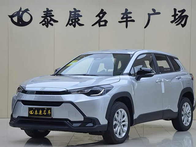 Toyota Frontlander 2026 2L — из Китая под ключ
