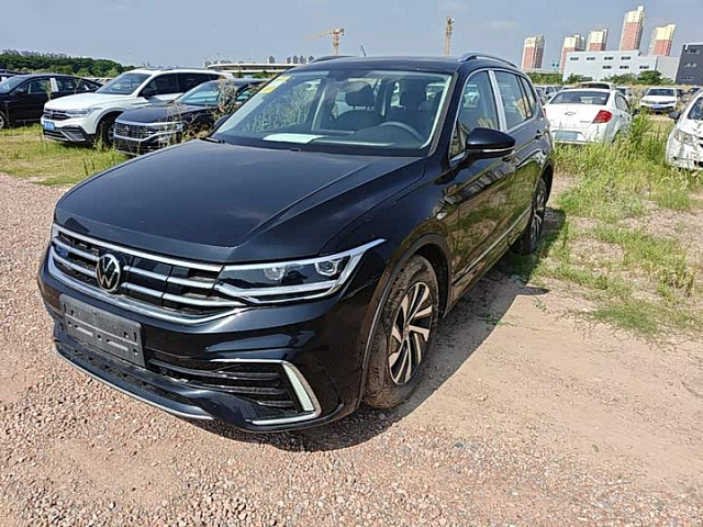 Volkswagen Tiguan L PHEV 2023 1.5L — из Китая под ключ