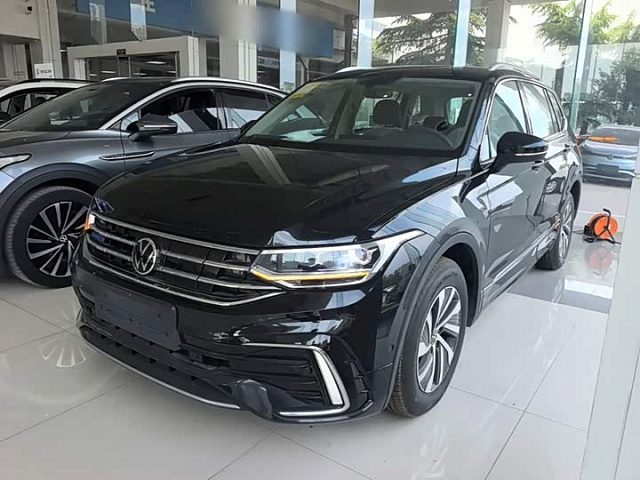 Volkswagen Tiguan L PHEV 2023 1.5L — из Китая под ключ