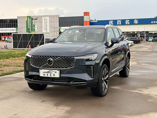 Volvo XC90 PHEV 2025 2L — из Китая под ключ