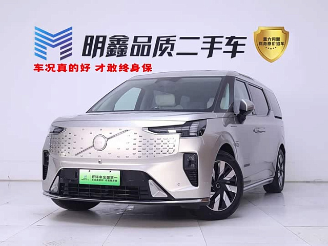 Volvo EM90 2025 738 км хода — из Китая под ключ