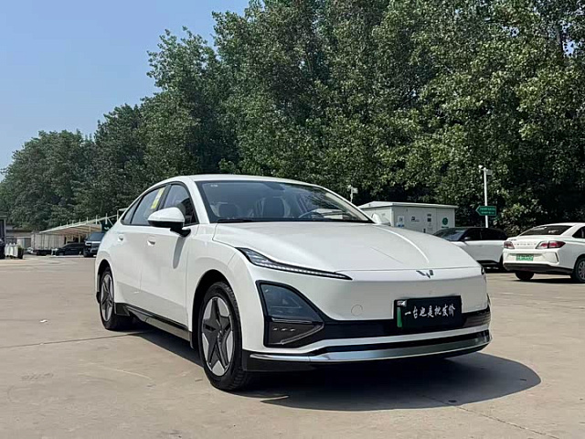 Wuling E5 2024 510 км хода — из Китая под ключ