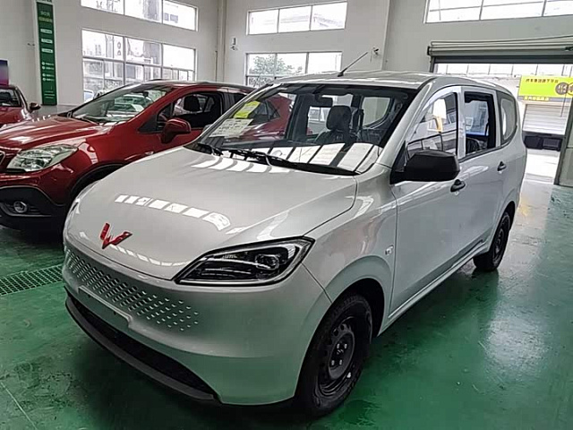 Wuling Hongguang Extended Range 2025 — из Китая под ключ