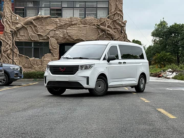 Wuling journey 2021 1.5L — из Китая под ключ