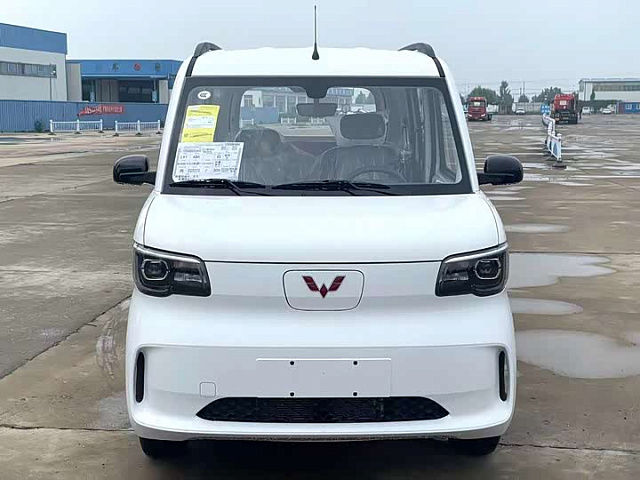 Wuling Zhiguang EV 2025 305 км хода 30,6 кВт·ч — из Китая под ключ
