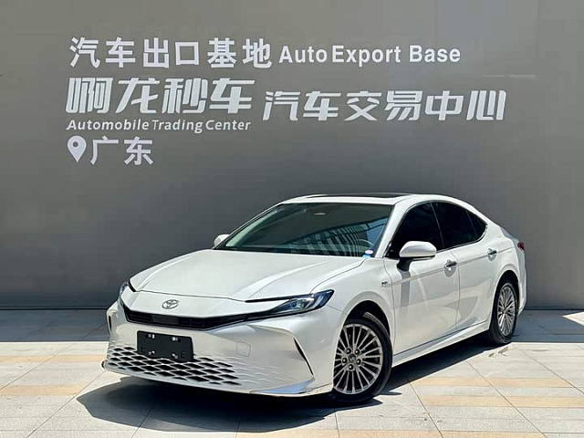 Toyota Camry XV70 2024 2L — из Китая под ключ
