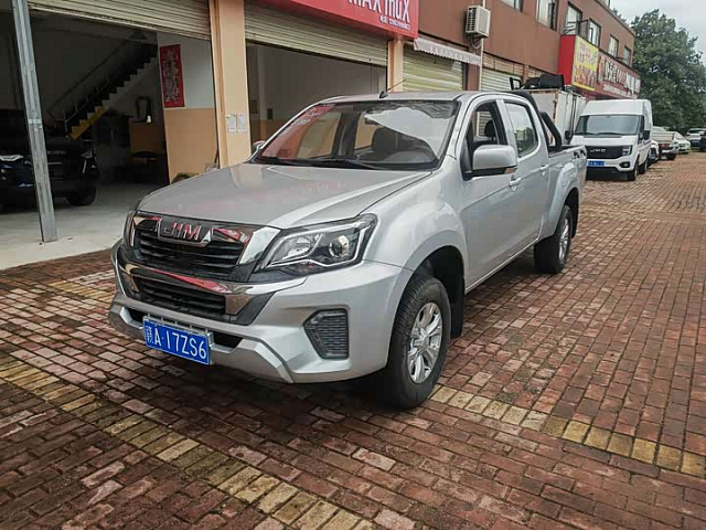 Isuzu D-Max 2023 2.5L — из Китая под ключ