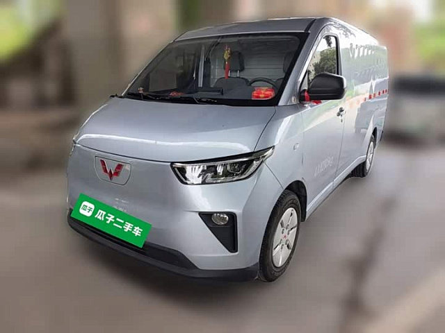 Wuling Yangguang 2025 310 км хода — из Китая под ключ