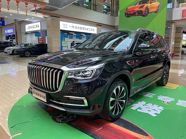 Hongqi HS7 2022 3L — из Китая под ключ