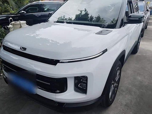 Geely Icon 2026 1.5L — из Китая под ключ