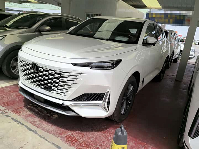 Changan Uni-k 2024 2L — из Китая под ключ
