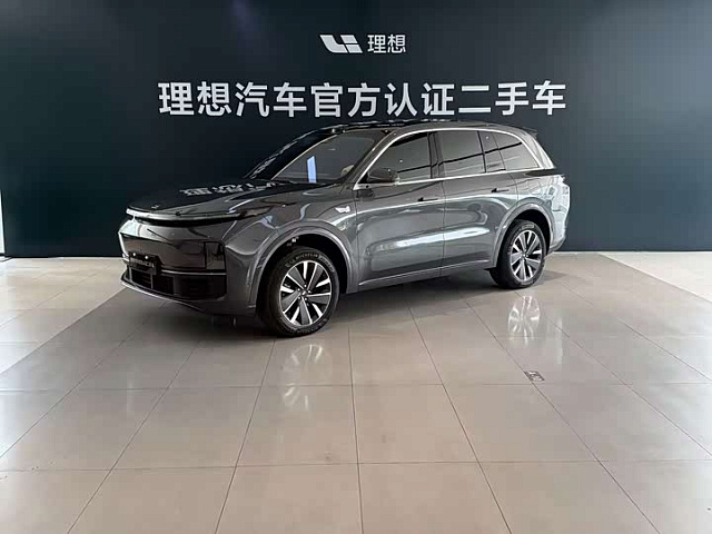 Li Auto L8 2025 280 км хода — из Китая под ключ