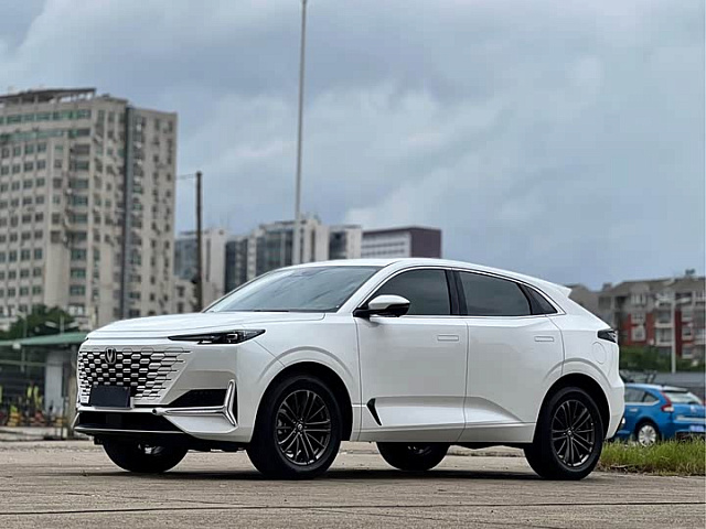 Changan Uni-k 2024 2L — из Китая под ключ