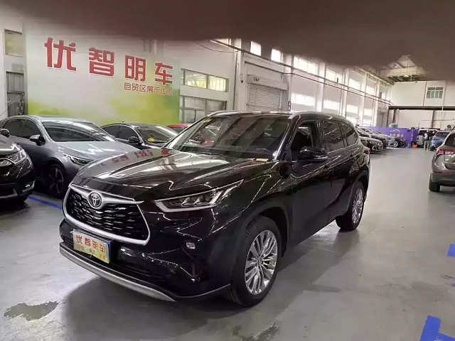 Toyota Highlander 2024 2.5L — из Китая под ключ