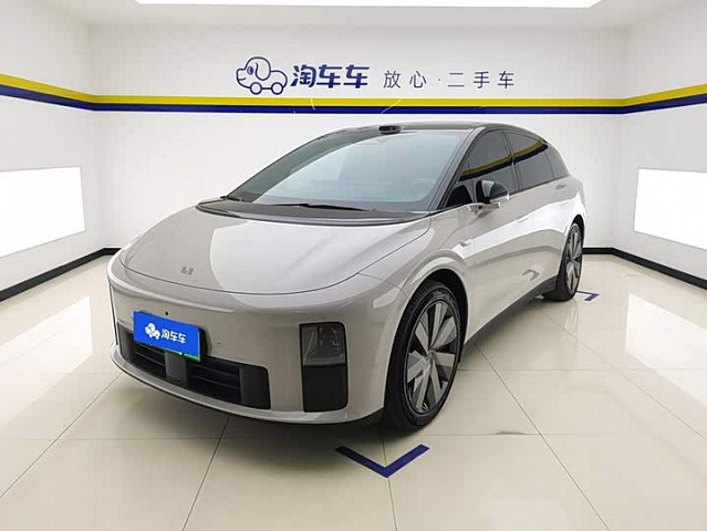 Li Auto i6 2025 660 км хода — из Китая под ключ