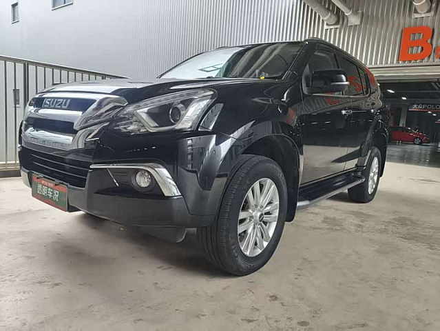 Isuzu Mu-X 2022 2L — из Китая под ключ
