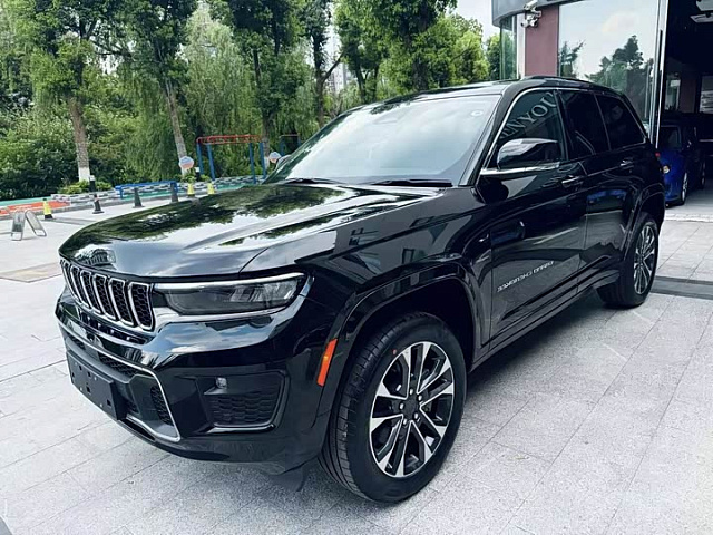 Jeep Cherokee 2023 2L — из Китая под ключ