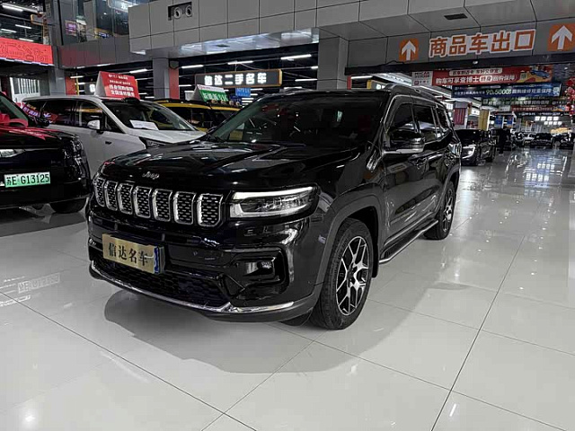 Jeep Grand commander 2022 2L — из Китая под ключ