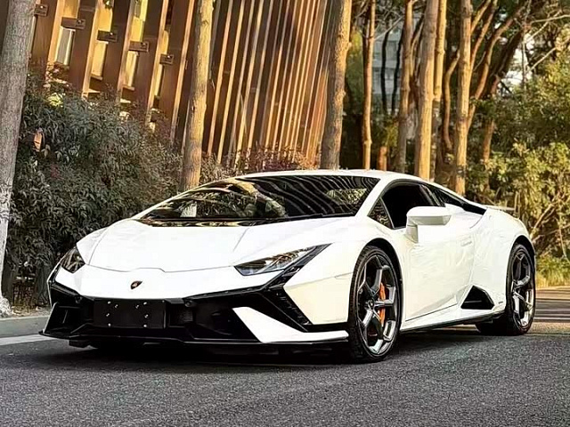Lamborghini Huracán 2023 5.2L — из Китая под ключ