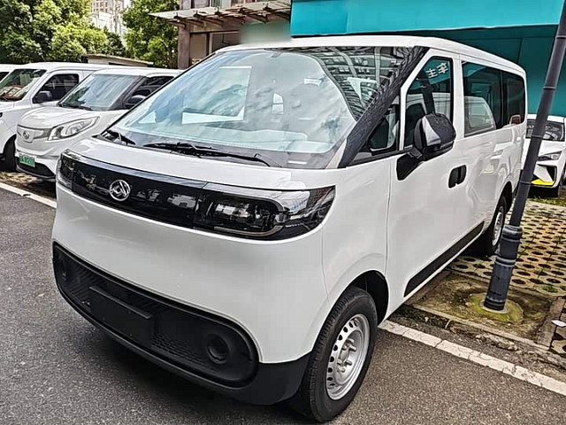 Maxus Dana V1 2025 301 км хода — из Китая под ключ